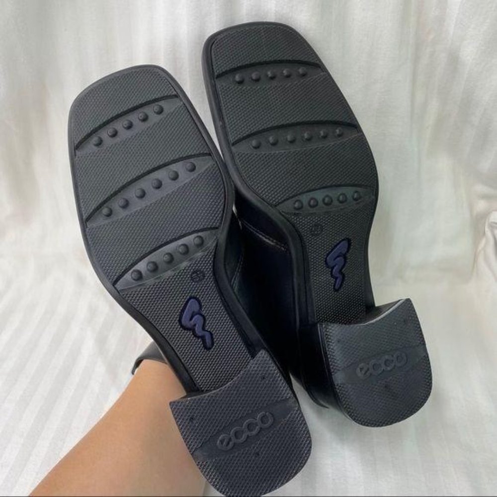 Ecco Black Leather Slip On Heeled Square Toe Shoes Y2K 6.5 or 7 - Picture 8 of 9